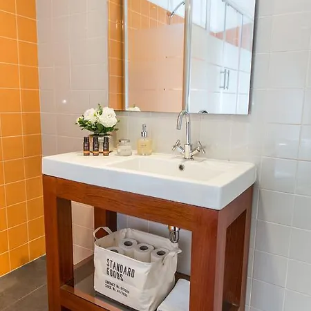 Sunny Modern Trendy Location Apartment Lissabon