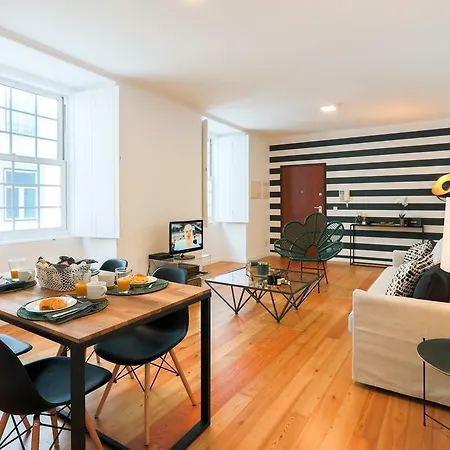 Sunny Modern Trendy Location Lisbona